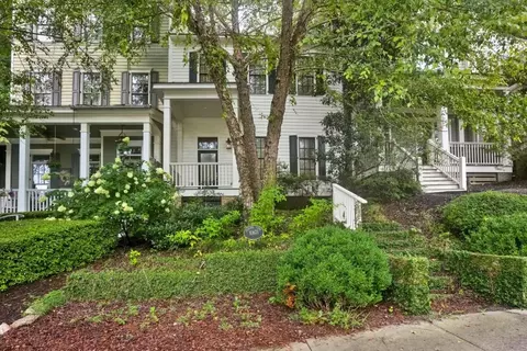 10671 Serenbe Ln, Chattahoochee Hills, GA 30268
