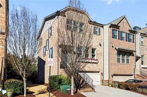 112 Brindle Ln, Alpharetta, GA 30009 photo 2