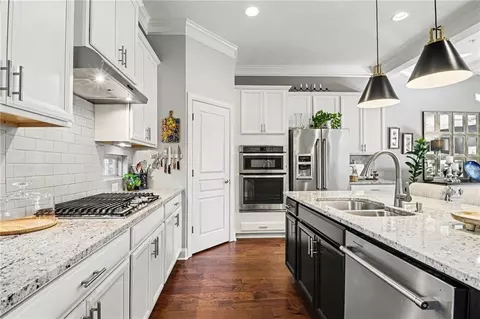 112 Brindle Ln, Alpharetta, GA 30009 photo 9