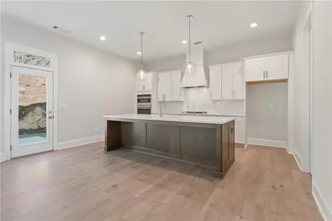 18 White Spruce Trl, Dallas, GA 30157