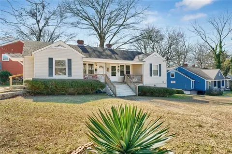 428 SE Alexander Cir, Marietta, GA 30060
