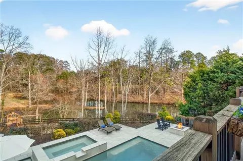 12630 Silver Fox Ct, Roswell, GA 30075