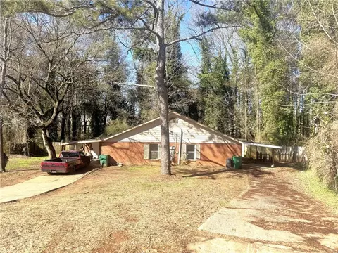2126 Hanfred Ct, Tucker, GA 30084