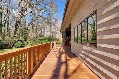 Exterior - 4456 Ridgegate Dr, Peachtree Corners, GA 30097 photo 6 of 10