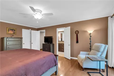 Bedroom - 4456 Ridgegate Dr, Peachtree Corners, GA 30097 photo 2 of 6