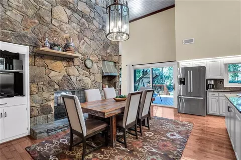 Dining - 4456 Ridgegate Dr, Peachtree Corners, GA 30097 photo 3 of 6
