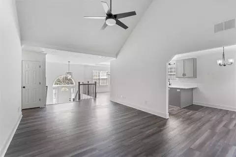 360 Chestnut Dr, Covington, GA 30016 photo 8