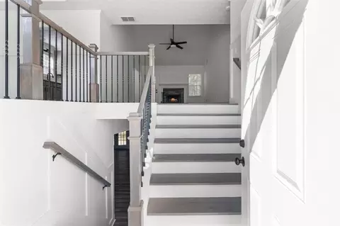 360 Chestnut Dr, Covington, GA 30016 photo 5