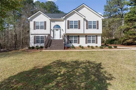 360 Chestnut Dr, Covington, GA 30016 photo 2