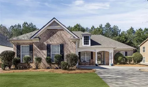 342 Southgate Dr, Locust Grove, GA 30248