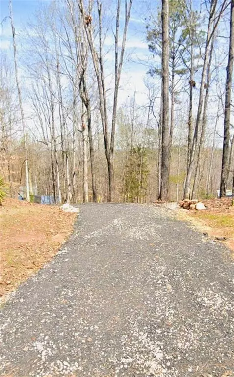 205 Long Cove Dr, Lagrange, GA 30240 photo 3