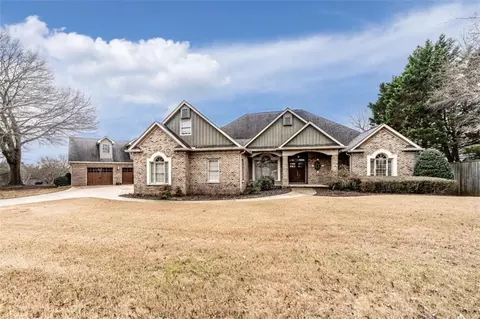 4 Bridgeview Dr, Rome, GA 30161