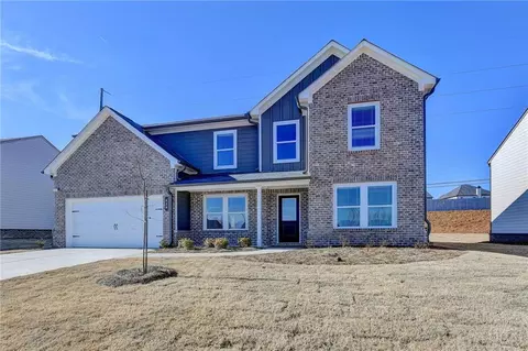 656 Rodeo Dr, Auburn, GA 30011