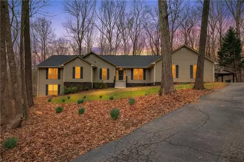 241 Staghorn Trl, Nicholson, GA 30565