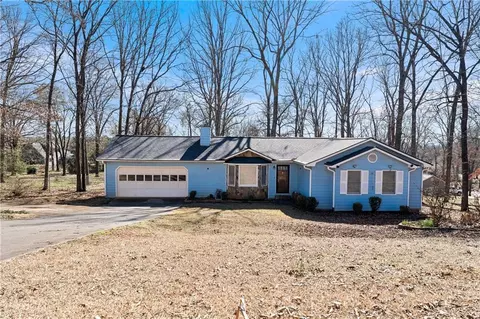 26 Fouche Dr SW, Cartersville, GA 30120