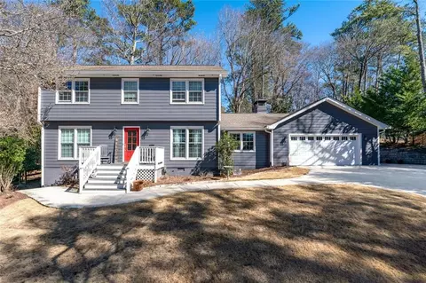 9330 Martins Lake Dr, Roswell, GA 30076
