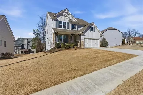 74 Baywood Ln, Villa Rica, GA 30180