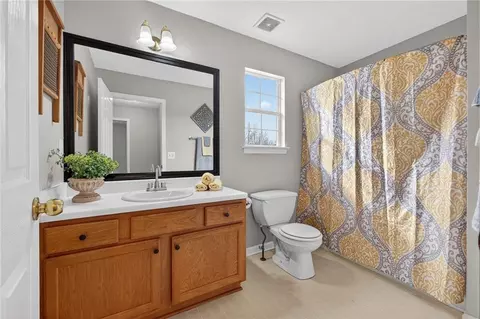 Bath - 100 Arlington Dr, Covington, GA 30016 photo 6 of 6