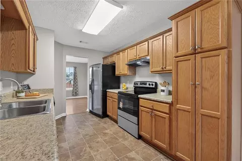 Kitchen - 100 Arlington Dr, Covington, GA 30016 photo 1 of 2