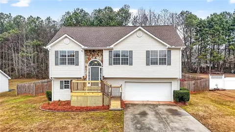 Exterior - 100 Arlington Dr, Covington, GA 30016 photo 2 of 9