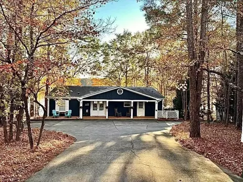 111 River Place Ct, Eatonton, GA 31024