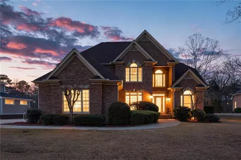 930 Old Tucker Rd, Stone Mountain, GA 30087