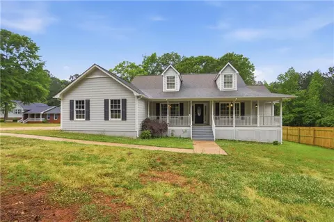 93 Charlie Smith Dr, Senoia, GA 30276