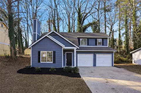 5335 Forest Downs Ln, College Park, GA 30349