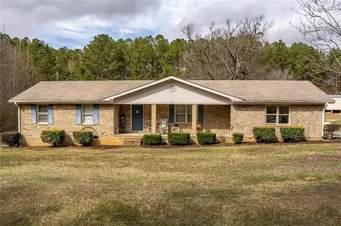 724 Earl North Rd, Newnan, GA 30263