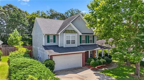 3740 Crescent Walk Ln, Suwanee, GA 30024