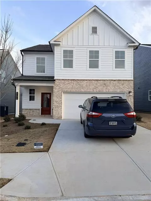 4406 Buttonwood Ln, Lilburn, GA 30047