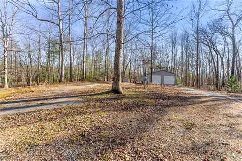 368 Harkins Rd, Cleveland, GA 30528
