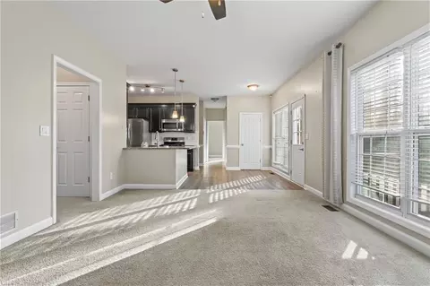 Living - 7720 Paces Ln, Gainesville, GA 30506 photo 5 of 7
