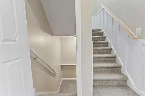 Entry Way - 7720 Paces Ln, Gainesville, GA 30506 photo 5 of 15