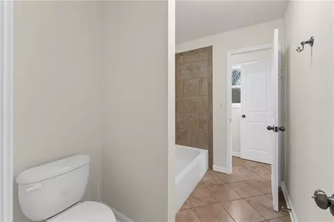 Bath - 3476 Flycatcher Way, Duluth, GA 30097 photo 7 of 7