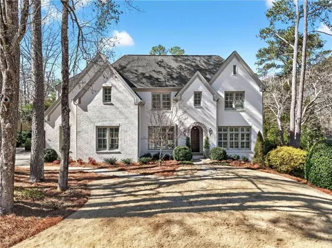 2976 Sequoyah Dr NW, Atlanta, GA 30327