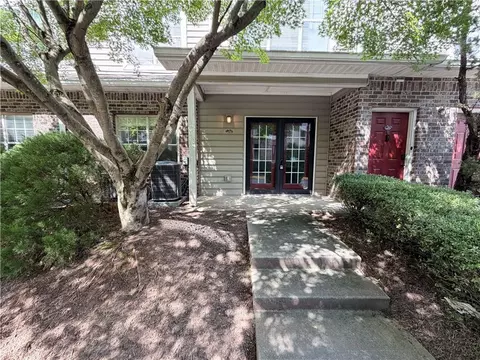 2700 Pine Tree Rd NE #3006, Atlanta, GA 30324