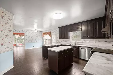 Kitchen - 2755 Pine St, Duluth, GA 30096 photo 5 of 6