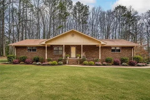 4505 Brookwood Dr, Mableton, GA 30126