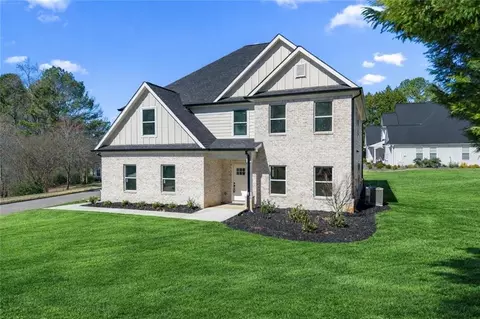 105 Windsong Dr, Stockbridge, GA 30281