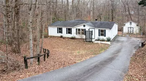 88 Garden Ter, Dahlonega, GA 30533