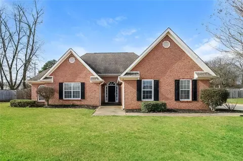 904 Field View Dr, Mcdonough, GA 30253