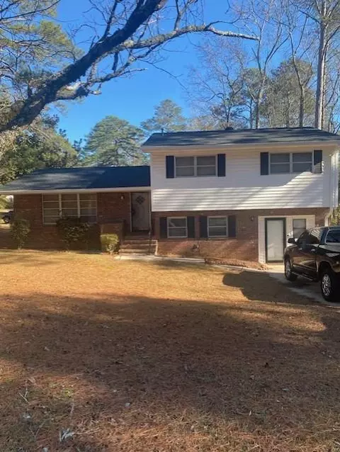2392 Ozark Trl SW, Atlanta, GA 30331