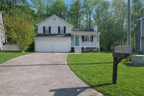 4215 New Towne Dr, Powder Springs, GA 30127