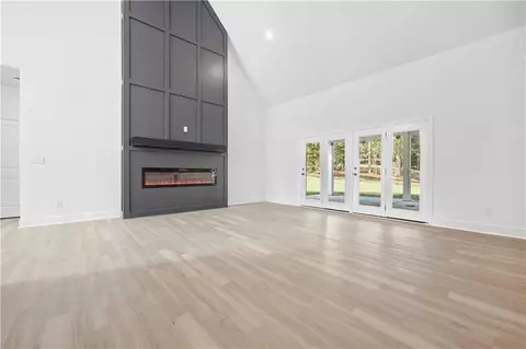 Living - 1444 Red Cedar Rd, Commerce, GA 30530 photo 2 of 4