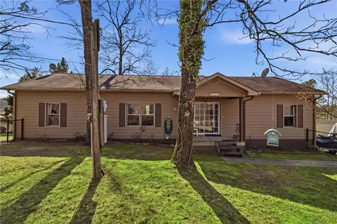 7138 Blacks Bluff Rd, Cave Spring, GA 30124