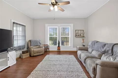 Living - 44 E Johnson St, Temple, GA 30179 photo 1 of 2