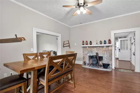 Dining - 44 E Johnson St, Temple, GA 30179 photo 1 of 2