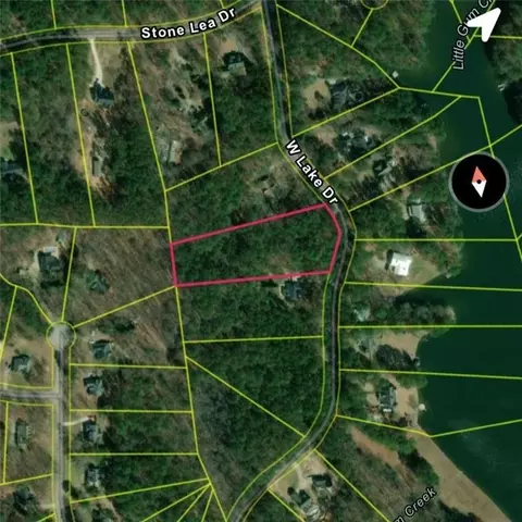 450 W Lake Dr, Oxford, GA 30054