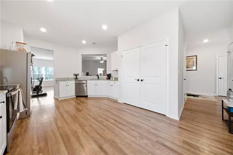 406 Samara Ct, Fairburn, GA 30213 photo 21
